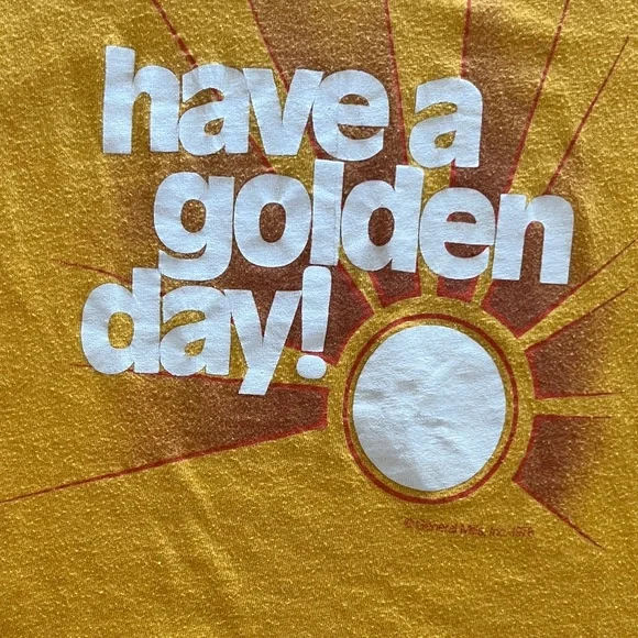 1978 Vintage Golden Grahams T-Shirt - Picture 3 of 7